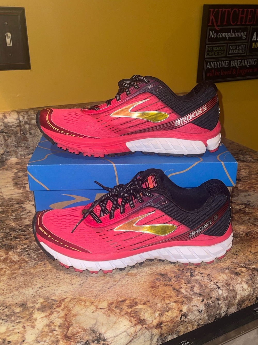 Brooks Ghost 9 Womens Running Sneakers in Pink and Black with Yellow Accent - Picture 6 of 7